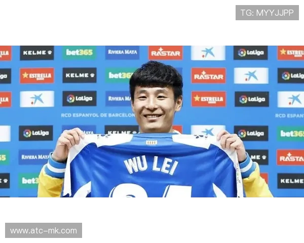 足球转会市场冬窗动态，球员身价波动引关注